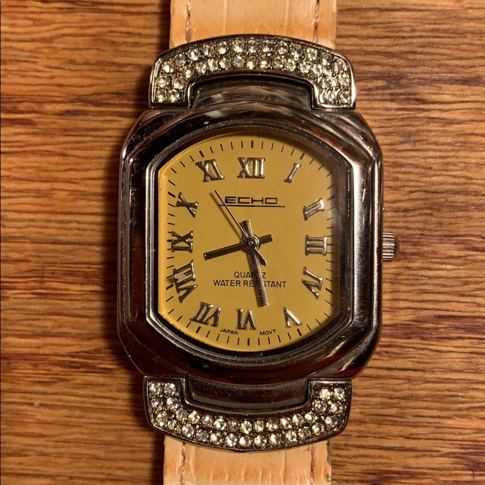 ECHO NWOT water resistant stainless leather strap